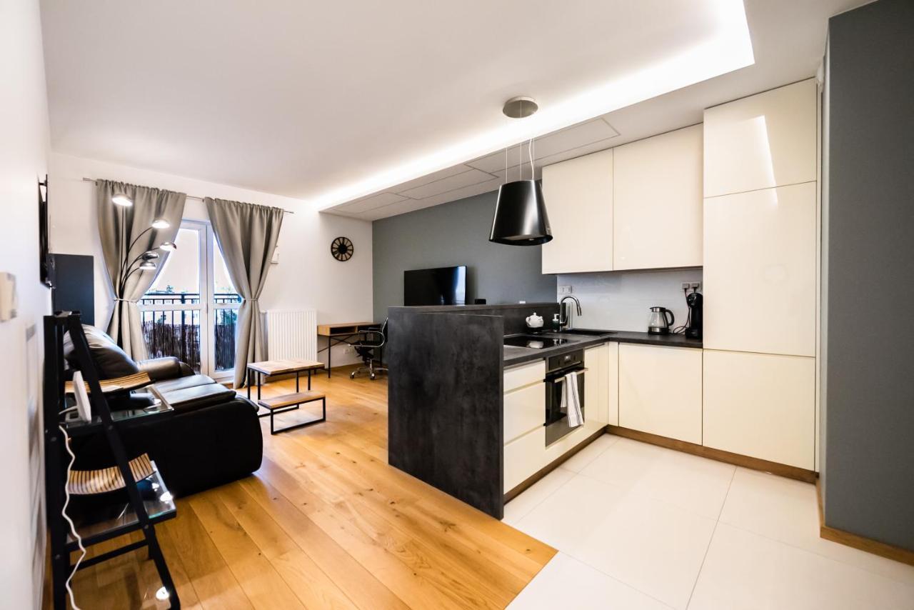 Bakalarska Modern Apartment Varsovia Exterior foto